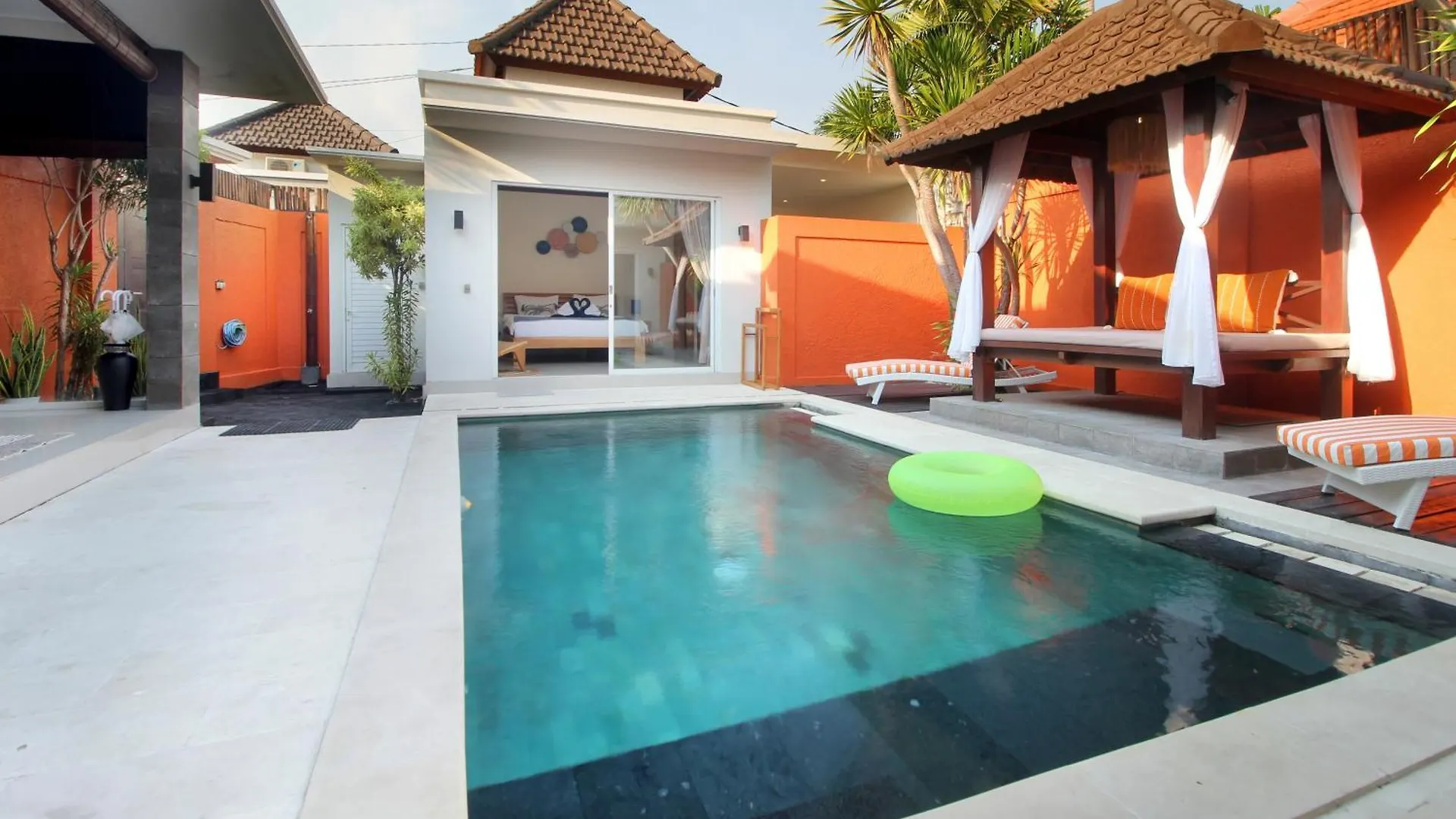 3Bedroom Tropical Villa Zya Seminyak Indonesia